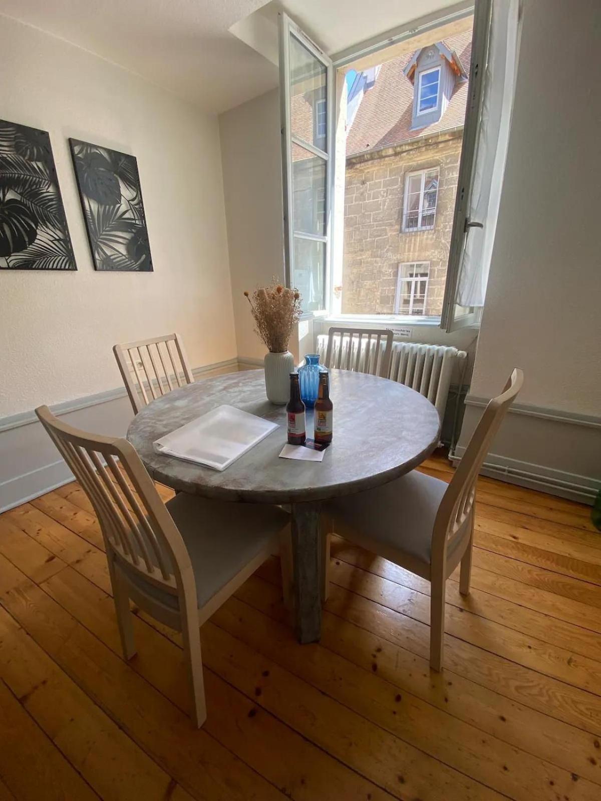 Le Grilleton Apartment